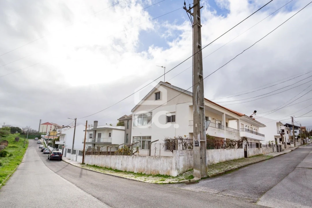 Moradia T4 para Venda em Santa Iria de Azoia, São João da Talha e Bobadela Foto 63