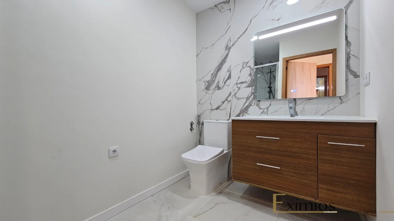 Apartamento T2 para Venda em Vila do Conde Foto 4