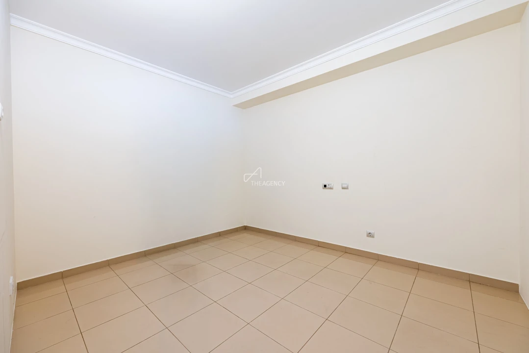 Apartamento T2 para Arrendamento em Quarteira Foto 28