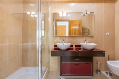 Apartamento T2 para Arrendamento em Quarteira