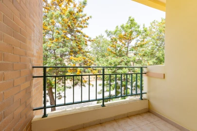Apartamento T2 para Arrendamento em Quarteira