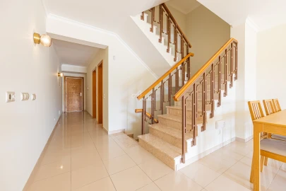 Apartamento T2 para Arrendamento em Quarteira