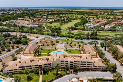 Apartamento T2 para Arrendamento em Quarteira