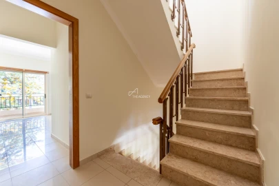 Apartamento T2 para Arrendamento em Quarteira
