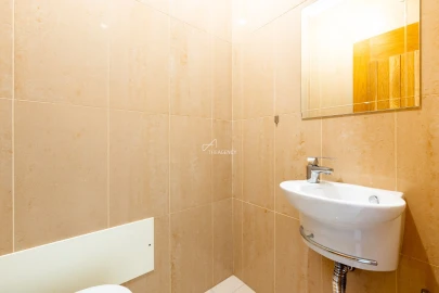 Apartamento T2 para Arrendamento em Quarteira