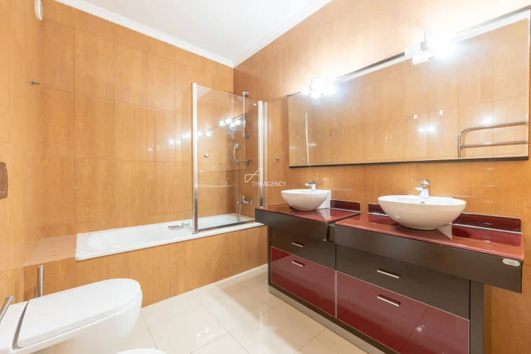 Apartamento T2 para Arrendamento em Quarteira Foto 14