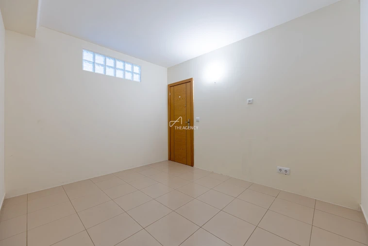 Apartamento T2 para Arrendamento em Quarteira Foto 27