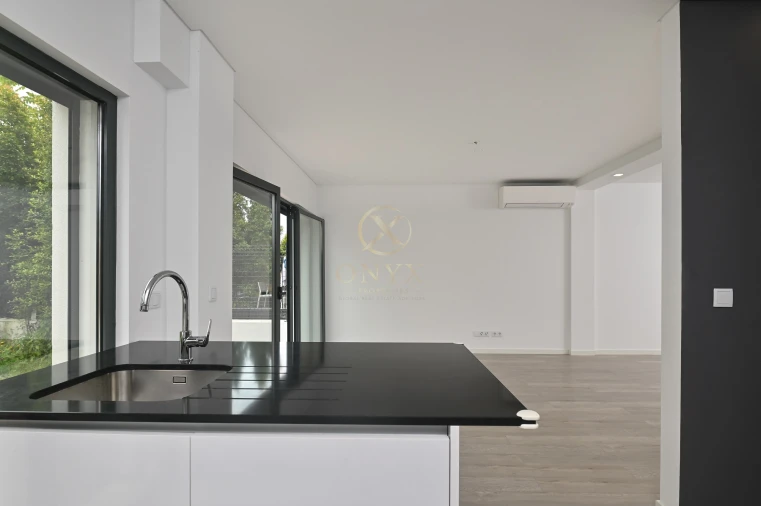 Moradia T3 para Venda em Carcavelos e Parede Foto 7