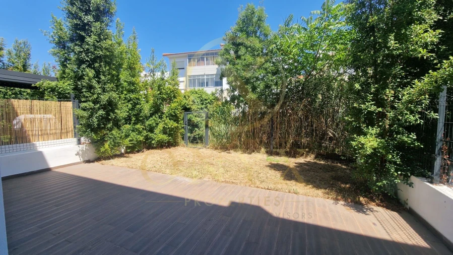 Moradia T3 para Venda em Carcavelos e Parede Foto 26