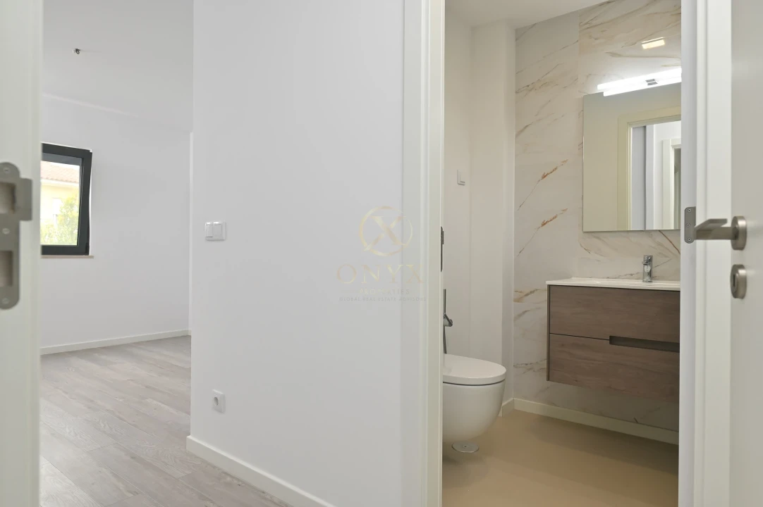 Moradia T3 para Venda em Carcavelos e Parede Foto 18