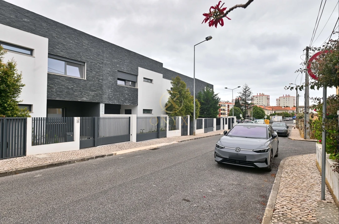 Moradia T3 para Venda em Carcavelos e Parede Foto 28