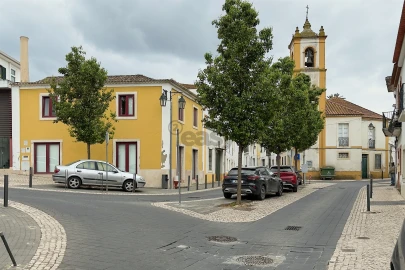 Armazém para Venda em Cartaxo e Vale da Pinta