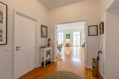 Apartamento T4 para Venda em Aldoar, Foz do Douro e Nevogilde