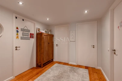 Apartamento T4 para Venda em Aldoar, Foz do Douro e Nevogilde