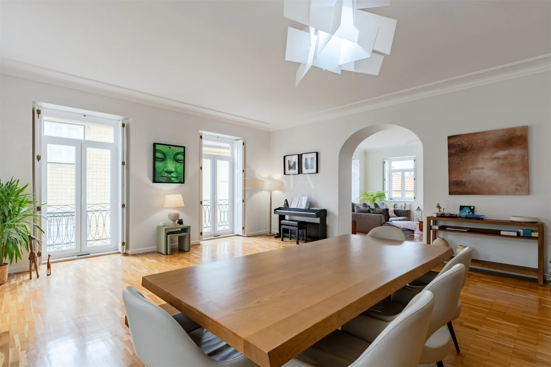 Apartamento T4 para Venda em Aldoar, Foz do Douro e Nevogilde Foto 3