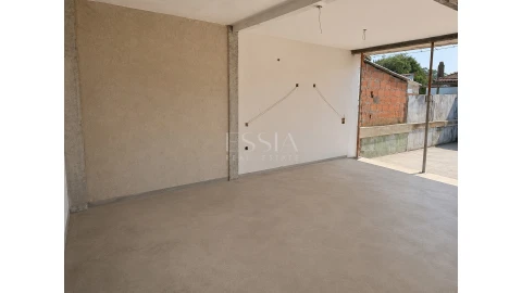 Moradia T1 para Venda em Mafamude e Vilar do Paraíso