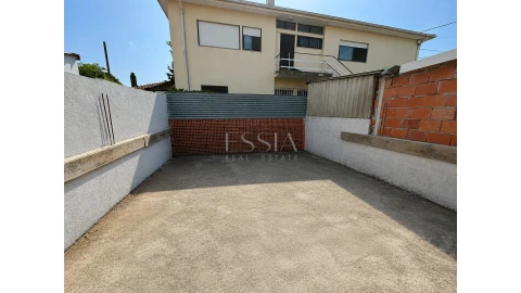 Moradia T1 para Venda em Mafamude e Vilar do Paraíso