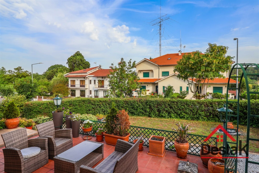 Moradia T4 para Venda em Ranhados Foto 36