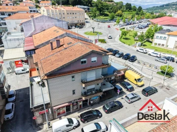 Prédio para Venda em São Pedro do Sul, Várzea e Baiões