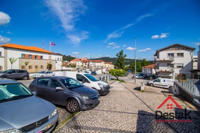Prédio para Venda em São Pedro do Sul, Várzea e Baiões