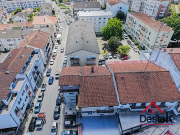 Prédio para Venda em São Pedro do Sul, Várzea e Baiões