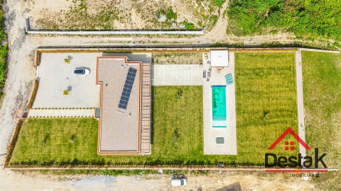 Moradia T3 para Venda em Castro Daire