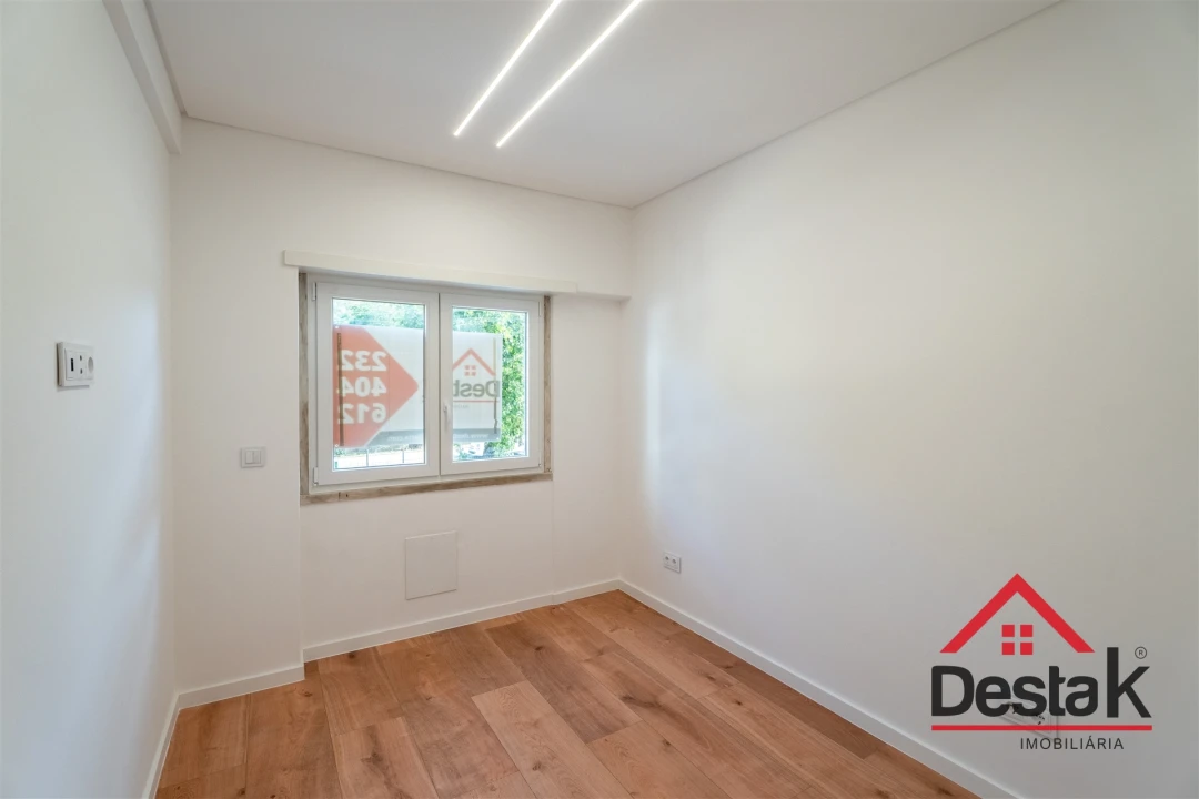 Apartamento T3 para Venda em Benfica Foto 14