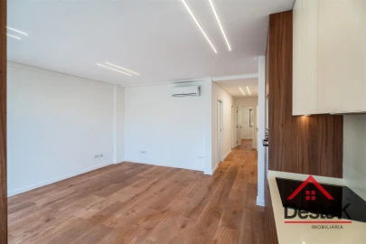 Apartamento T3 para Venda em Benfica