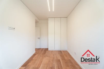 Apartamento T3 para Venda em Benfica