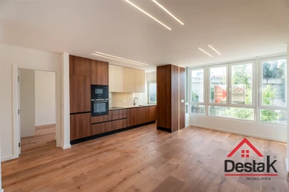 Apartamento T3 para Venda em Benfica