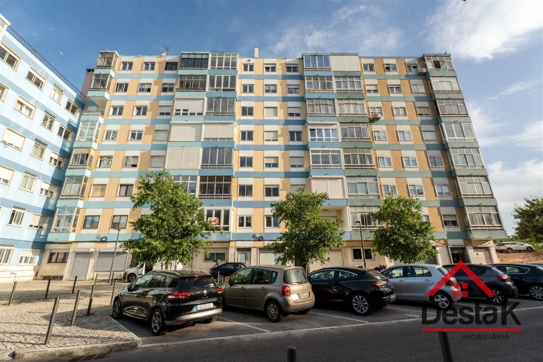 Apartamento T3 para Venda em Benfica Foto 32