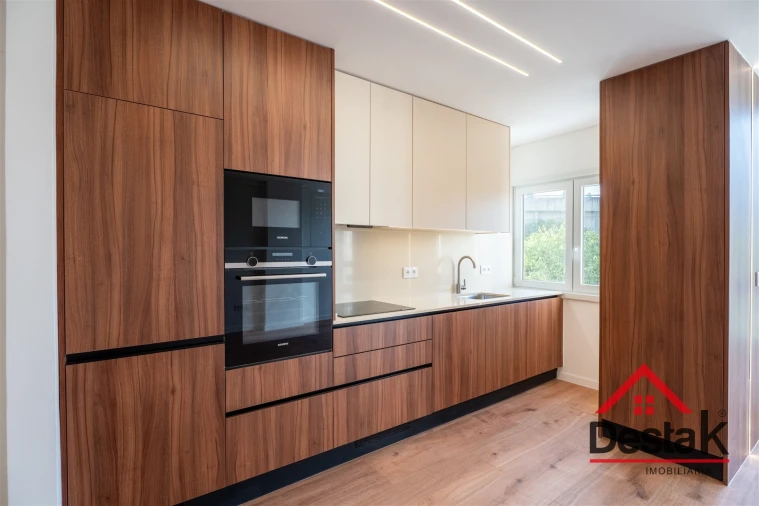 Apartamento T3 para Venda em Benfica Foto 5