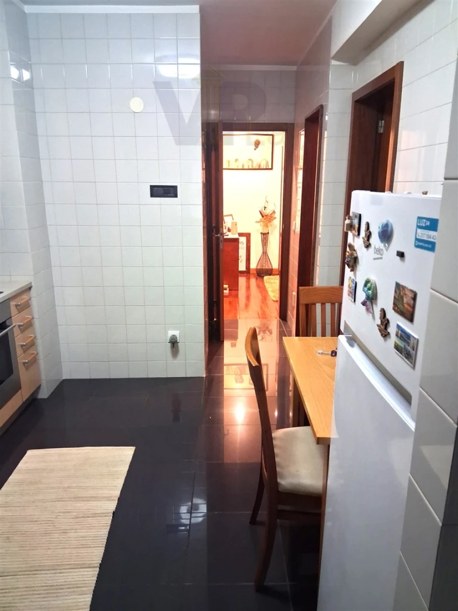 Apartamento T3 para Venda em Penafiel Foto 2