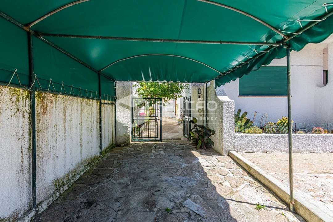 Moradia T5 para Venda em Assunção, Ajuda, Salvador e Santo Ildefonso Foto 61