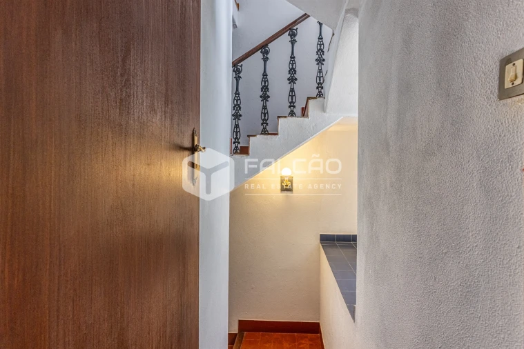 Moradia T5 para Venda em Assunção, Ajuda, Salvador e Santo Ildefonso Foto 20