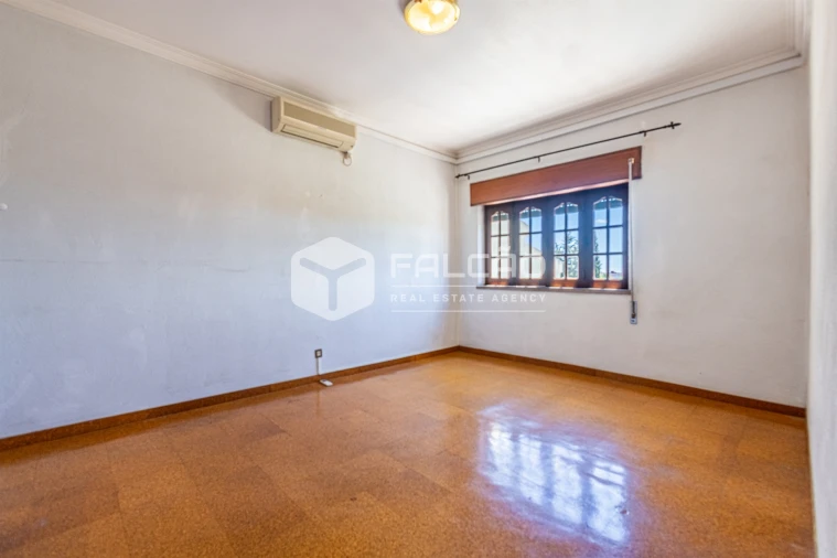 Moradia T5 para Venda em Assunção, Ajuda, Salvador e Santo Ildefonso Foto 26