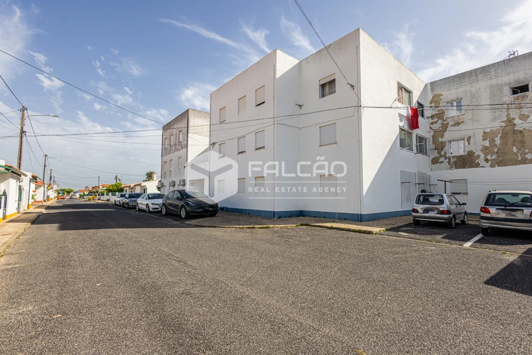 Apartamento T3 para Venda em Golegã Foto 2
