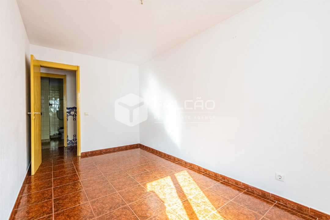 Apartamento T3 para Venda em Golegã Foto 27