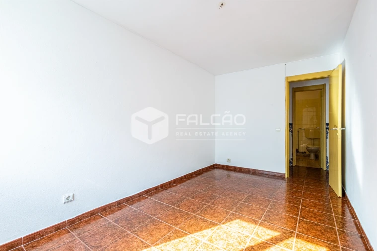 Apartamento T3 para Venda em Golegã Foto 29