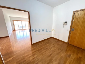 Apartamento T3 para Venda em Póvoa de Varzim, Beiriz e Argivai