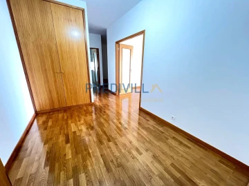 Apartamento T3 para Venda em Póvoa de Varzim, Beiriz e Argivai
