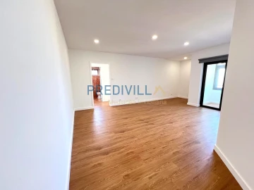 Apartamento T1 para Venda em Póvoa de Varzim, Beiriz e Argivai