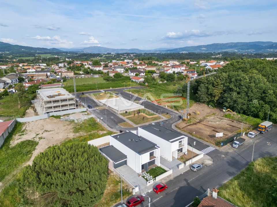 Moradia T3 para Venda em Loureira Foto 4