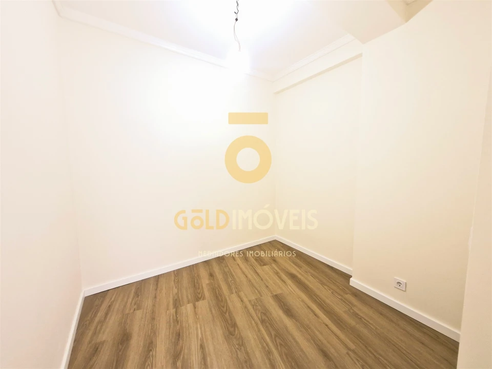 Apartamento T1 para Venda em Vila do Conde Foto 11