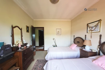 Quinta T4 para Venda em Paredes