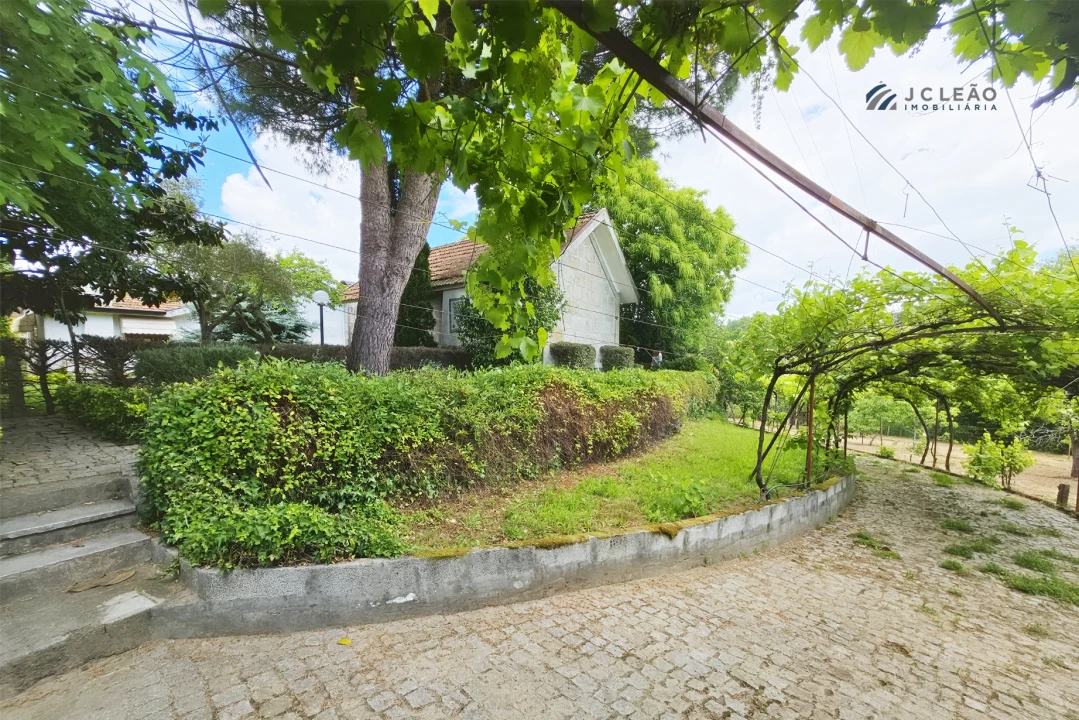 Quinta T4 para Venda em Paredes Foto 38