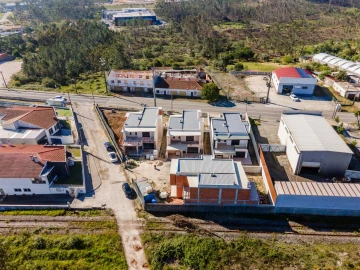 Moradia T4 para Venda em Maceira