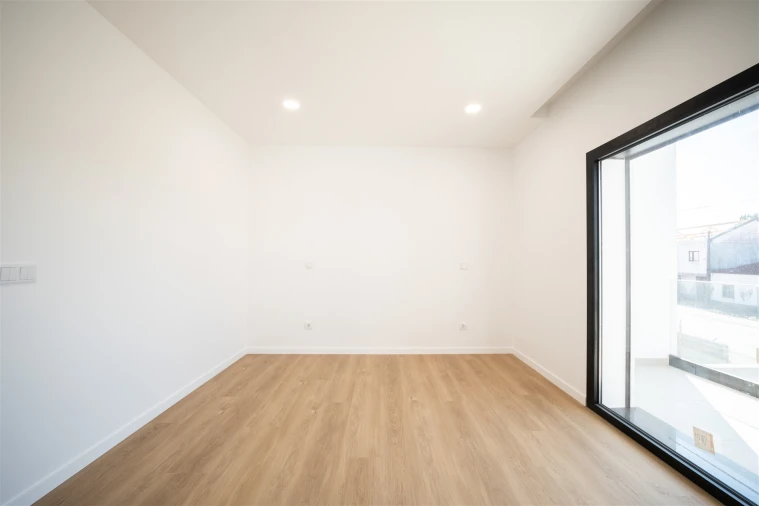 Moradia T4 para Venda em Maceira Foto 31