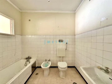 Apartamento T3 para Venda em Lordelo do Ouro e Massarelos