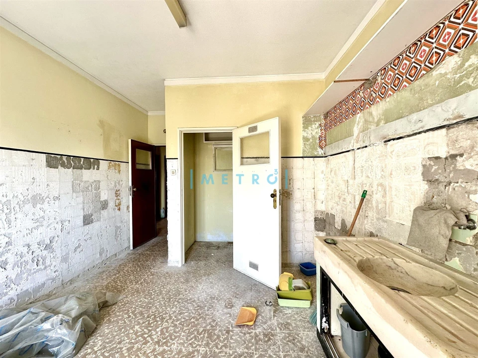 Apartamento T3 para Venda em Lordelo do Ouro e Massarelos Foto 15